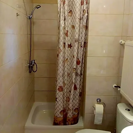 Pokoje I Apartamenty 